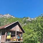 Semesterbostad Domacija Pri Ivankovih