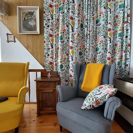 Domacija Pri Ivankovih Ferienhaus