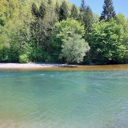 Domacija Pri Ivankovih Hébergement de vacances Osilnica