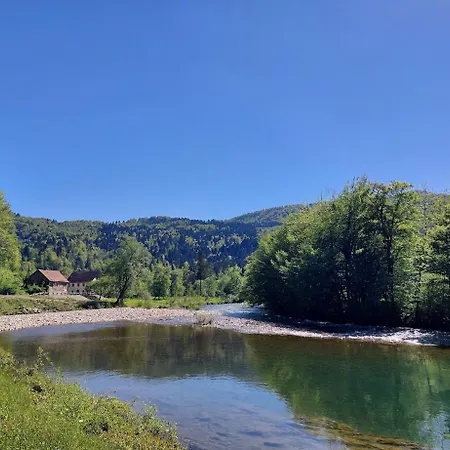 Domacija Pri Ivankovih * Osilnica