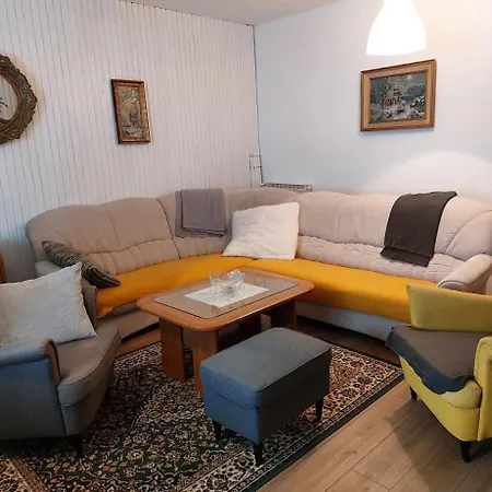 Domacija Pri Ivankovih