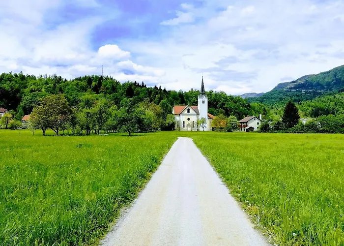 Domacija Pri Ivankovih Osilnica