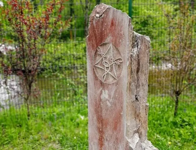 Domacija Pri Ivankovih *