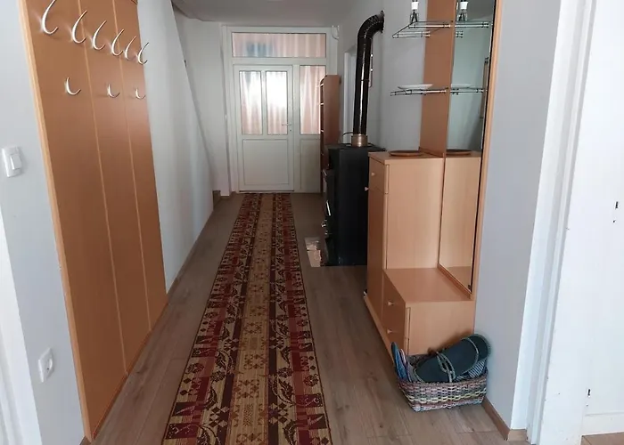 Domacija Pri Ivankovih *