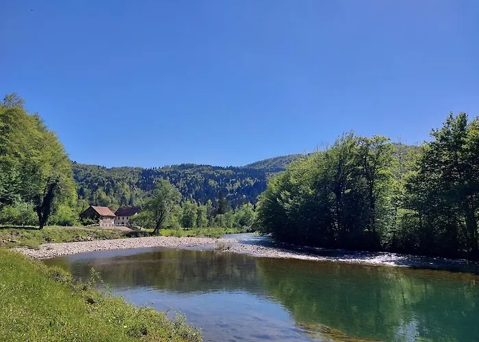 Domacija Pri Ivankovih * Osilnica