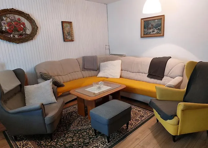 Domacija Pri Ivankovih